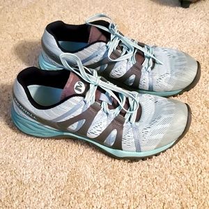 Merrell shoes size 7, color bleached aqua